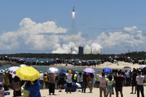 Un cohete chino despega rumbo a Marte en la provincia de Hainan, el 23 de julio del 2020.